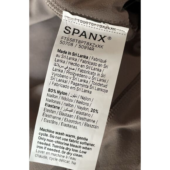 NEW COLOR SPANXsmooth™ OnForm Full-Length Leggings, Smoke Size Medium - Picture 8 of 8